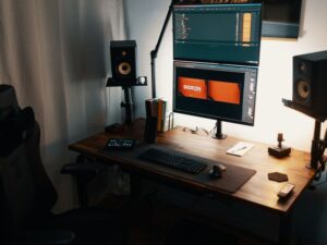 Speaker stand pair